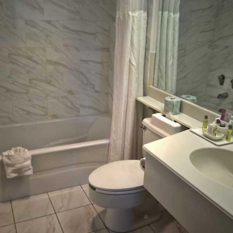 The Inn At Reading Hotel & Conference Center Εξωτερικό φωτογραφία