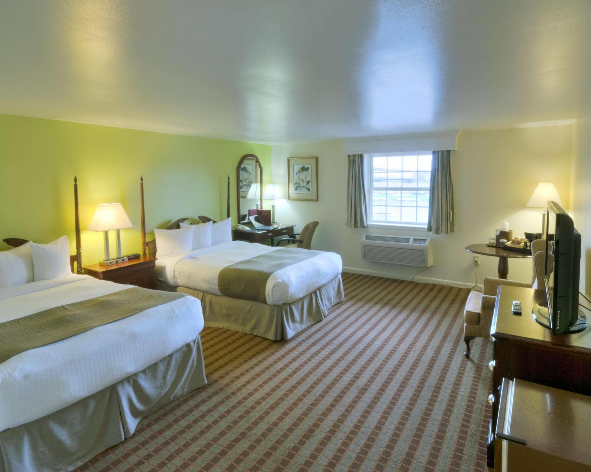 The Inn At Reading Hotel & Conference Center Εξωτερικό φωτογραφία