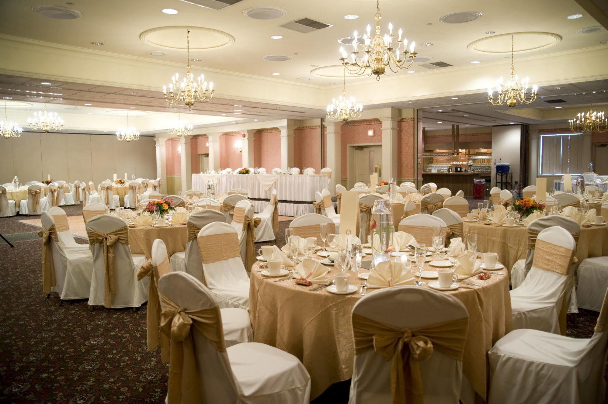 The Inn At Reading Hotel & Conference Center Εξωτερικό φωτογραφία